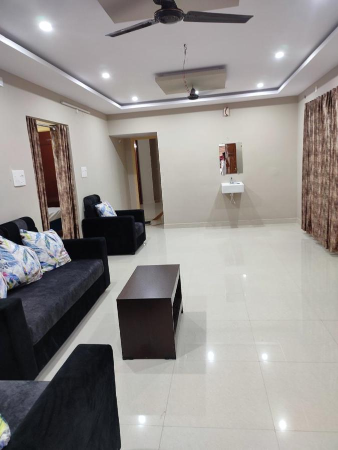 Rahul'S Castle Guest House Visakhapatnam Ngoại thất bức ảnh